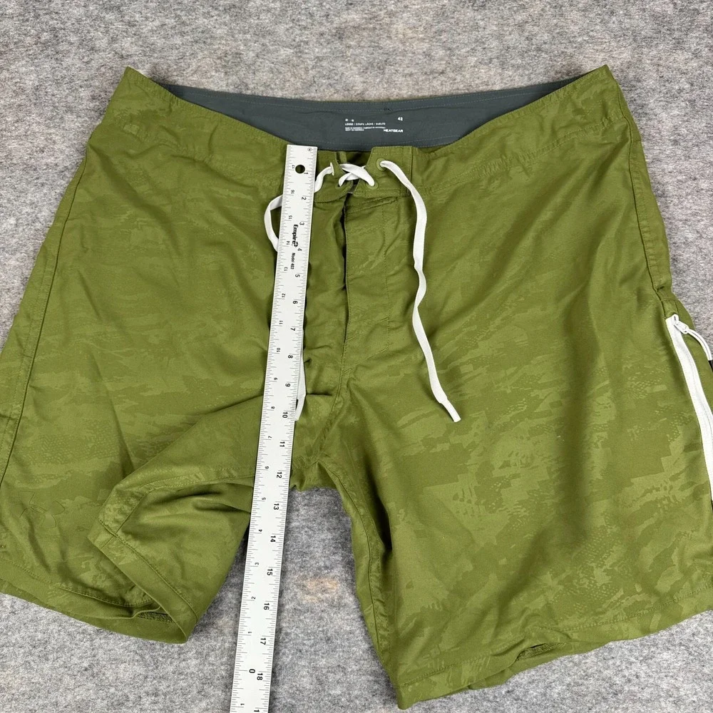 Under Armour item under